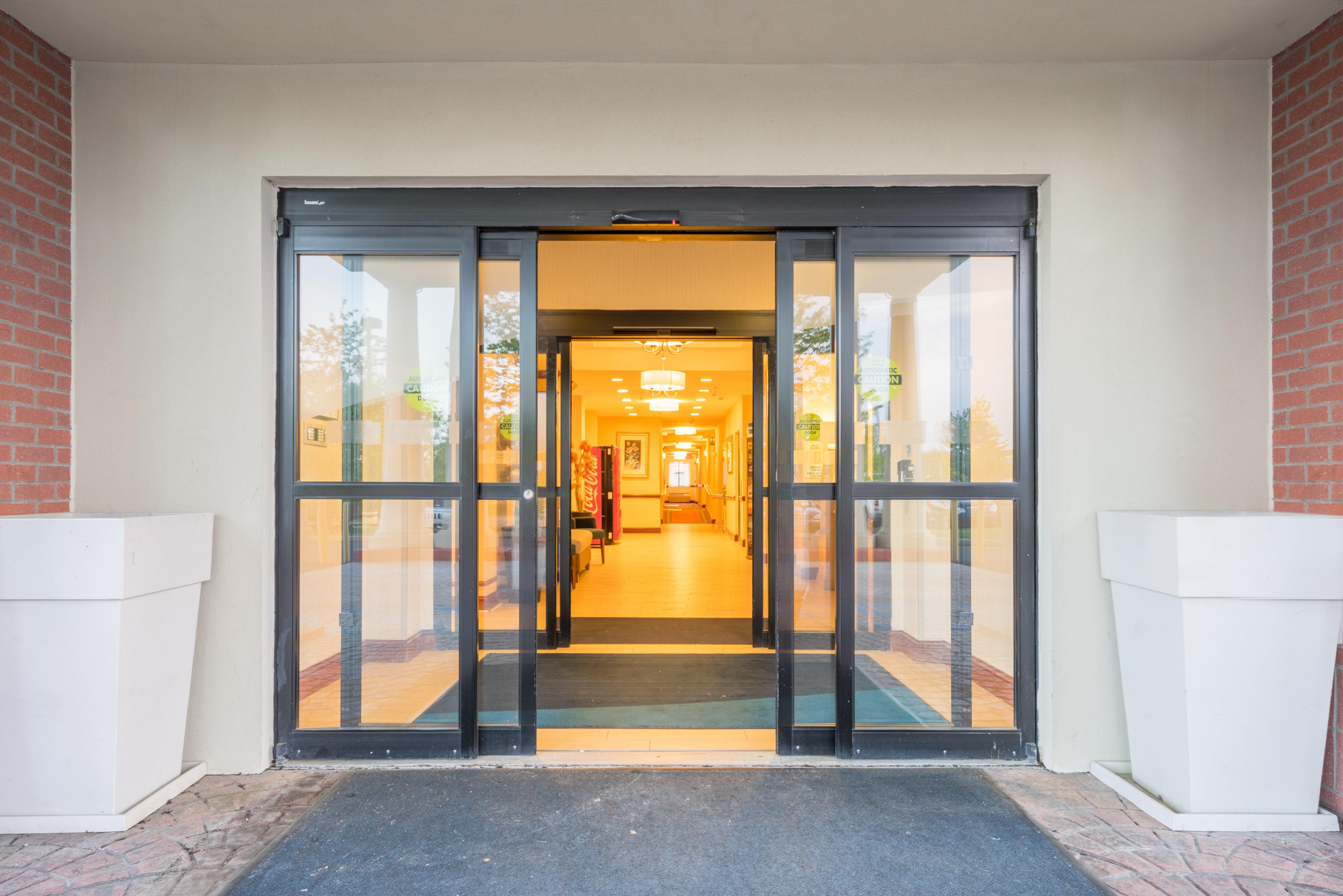 Express And - Allentown Area By Ihg Hotel 2*