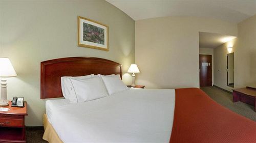 Express And - Allentown Area By Ihg Quakertown